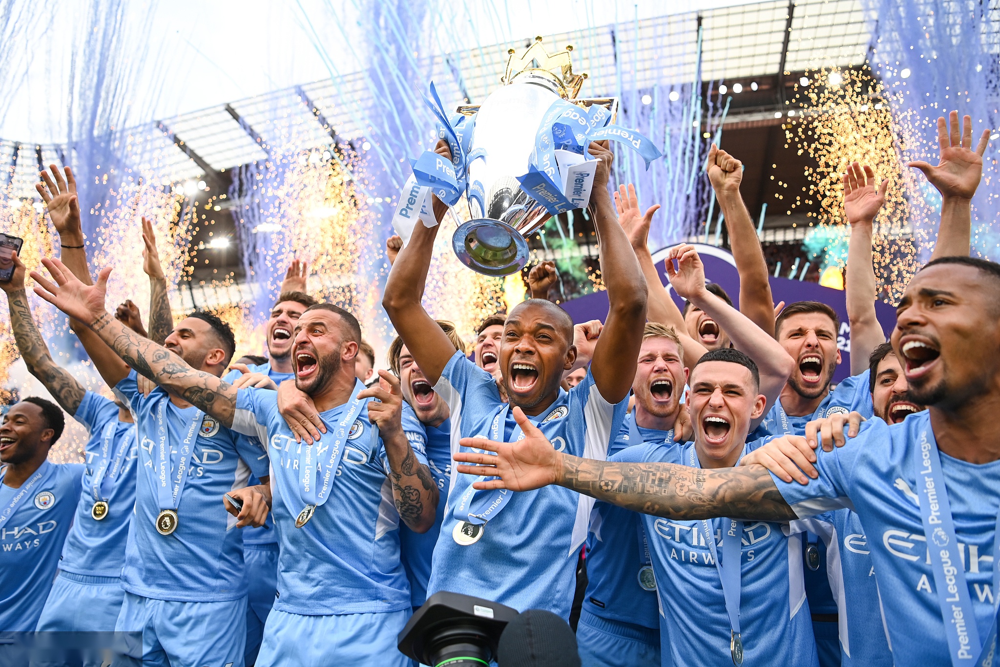 下汗马功劳 下汗马功劳