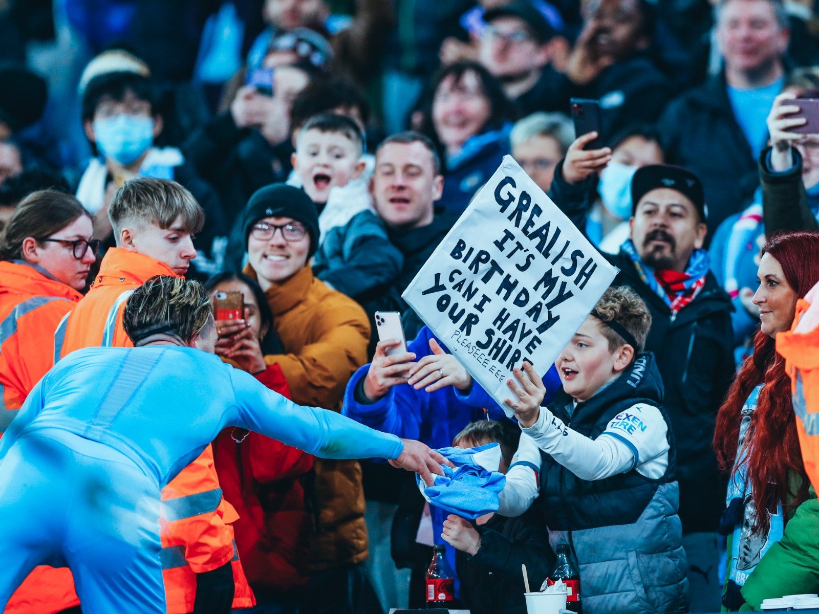 他的出色发 他的出色发